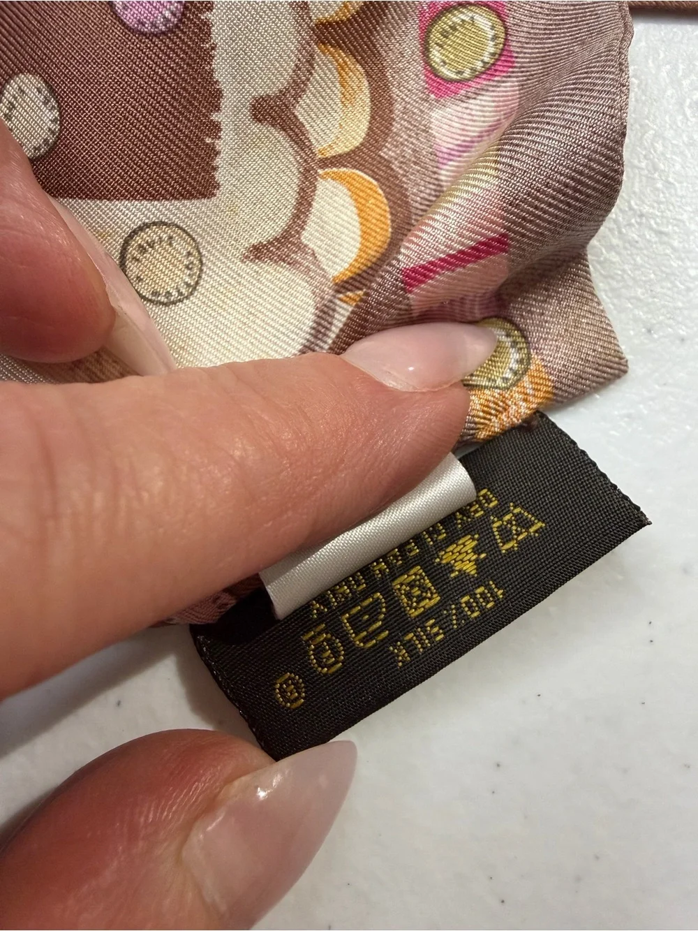 Authentic Louis Vuitton Silk Twilly
